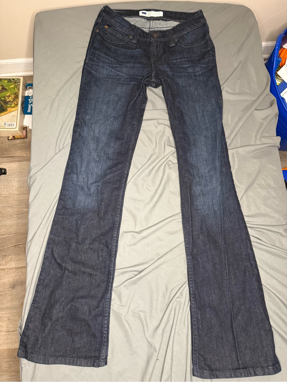 Levi's Dark Blue Flare Jeans - Classic Wide Leg